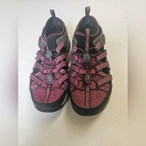 Chaco-Hiking Burgundy  and Black Outdoor Sandals Women's SZ 8